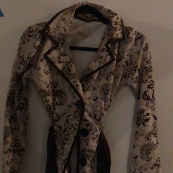 Jacket - Picture 3 of 3